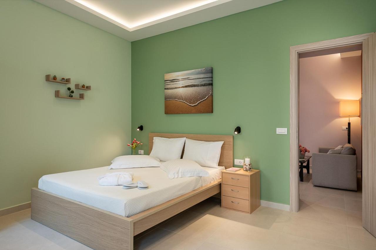 M City Apartments 100M From The Beach Chania  Екстер'єр фото