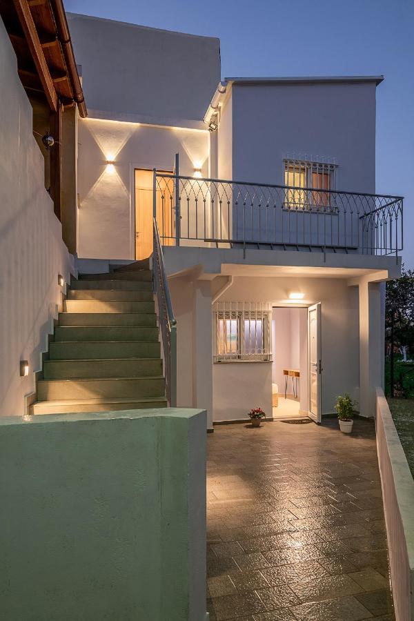 M City Apartments 100M From The Beach Chania  Екстер'єр фото