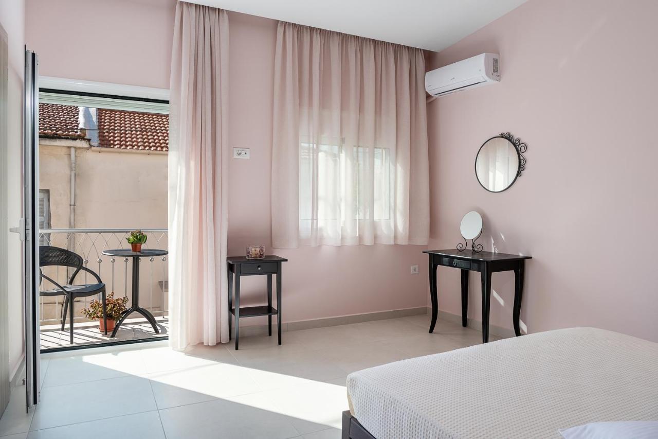 M City Apartments 100M From The Beach Chania  Екстер'єр фото