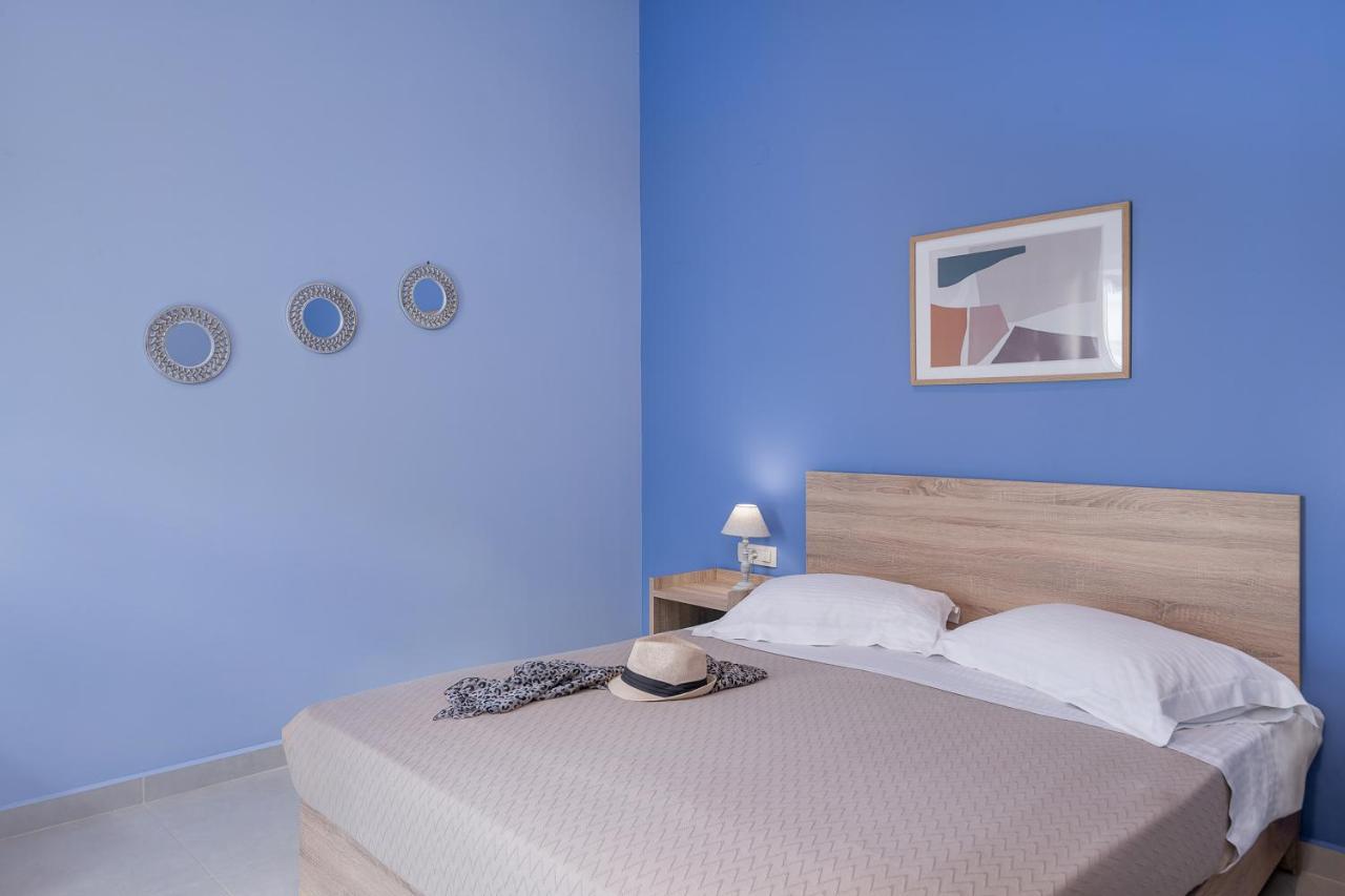 M City Apartments 100M From The Beach Chania  Екстер'єр фото