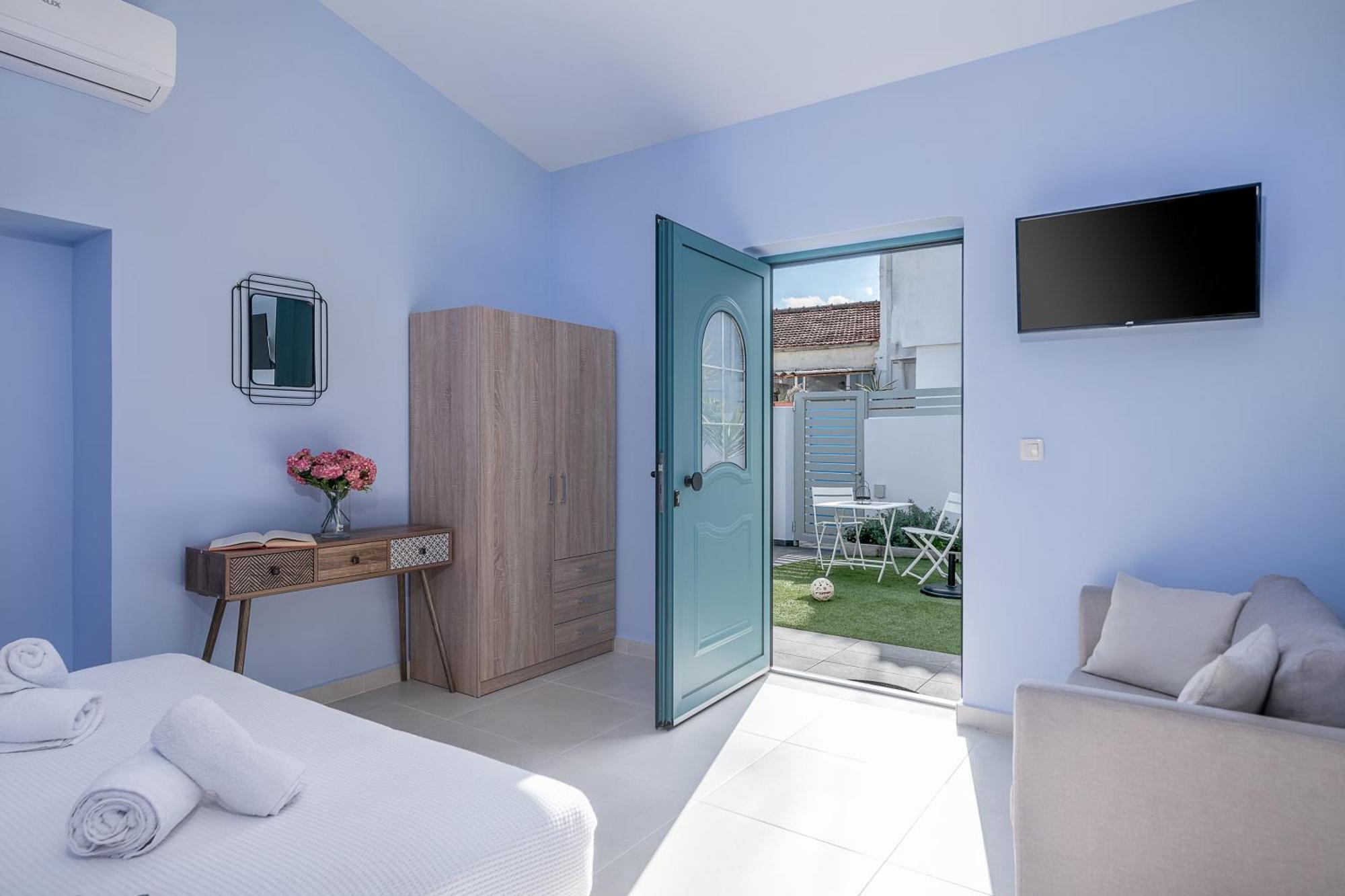 M City Apartments 100M From The Beach Chania  Екстер'єр фото
